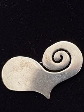 Sterling Heart Modernist Brooch